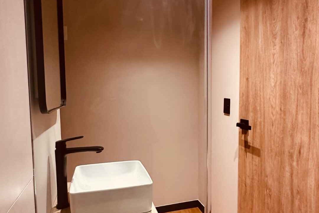 CASA-MADERO_49m2_BANO 1_OPT